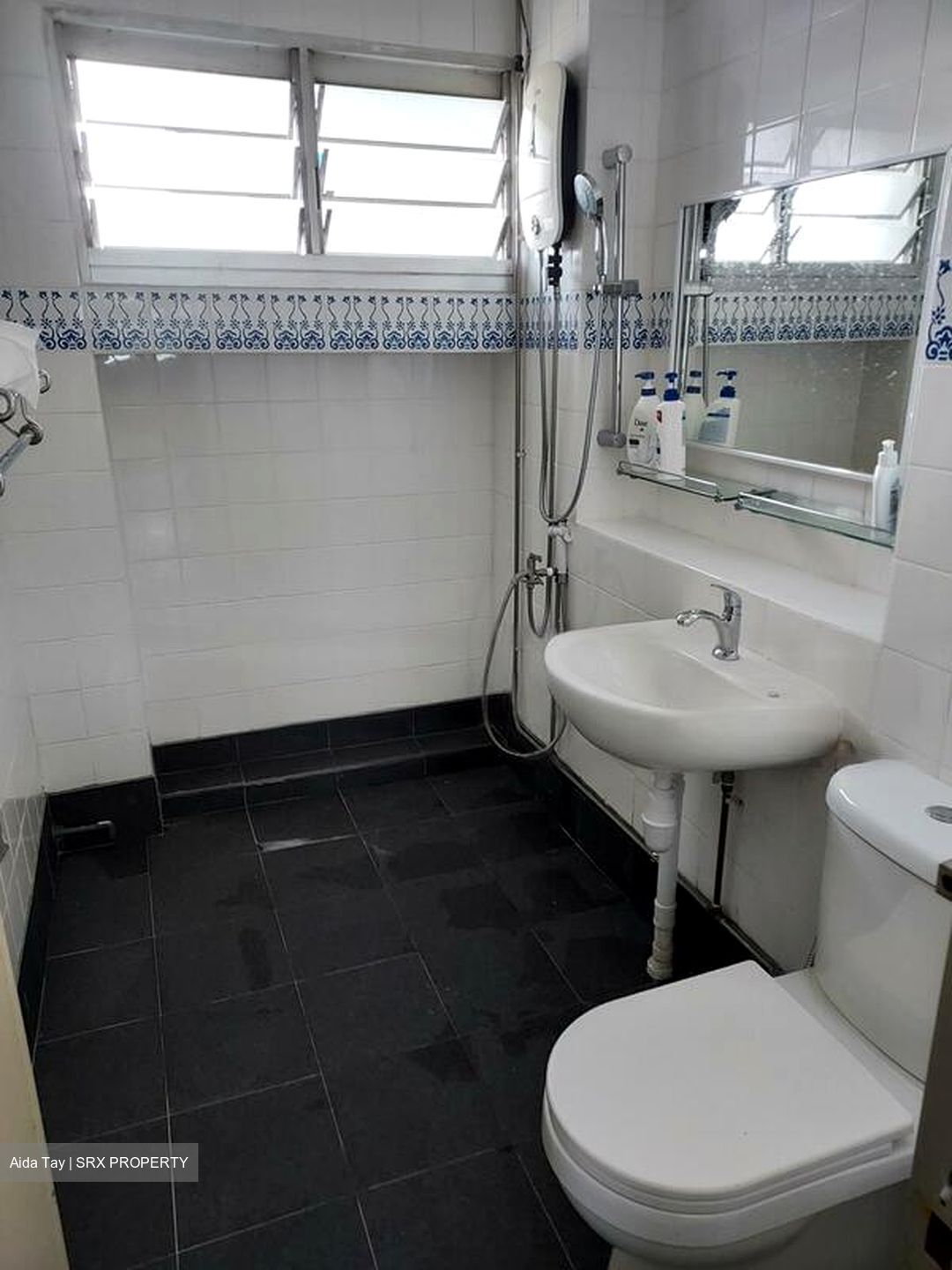 Blk 710 Jurong West Street 71 (Jurong West), HDB Executive #451816301